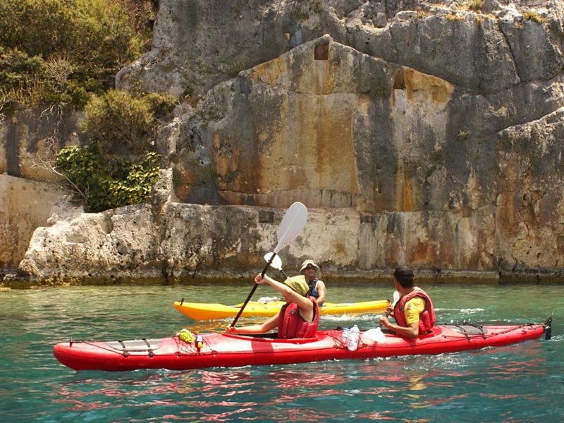 SEA KAYAKING IN KEKOVA
