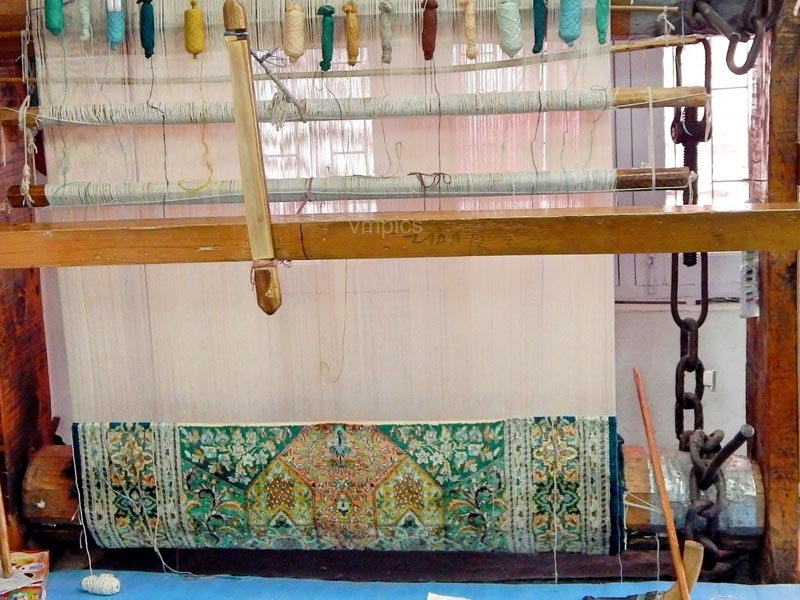 CARPET WEAVERS TRIP
