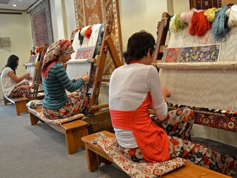 CARPET WEAVERS TRIP