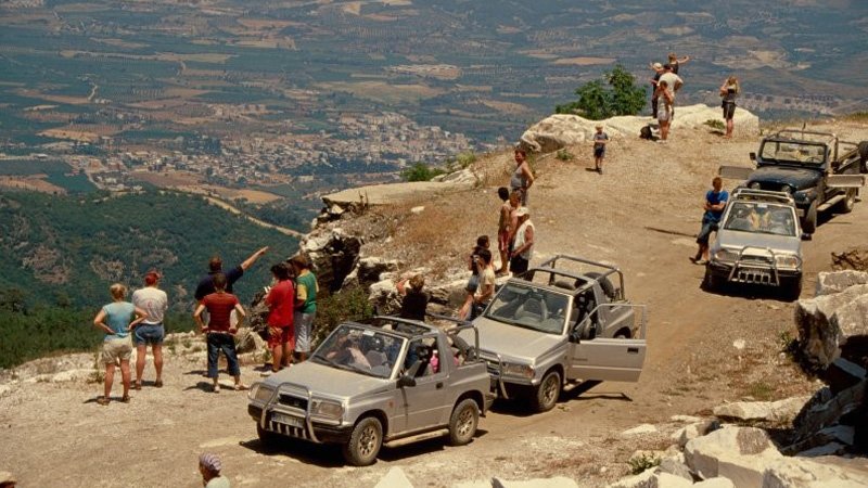 JEEP SAFARI